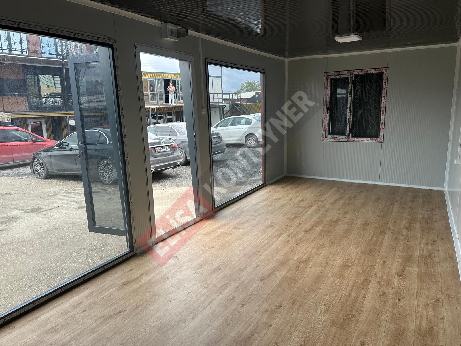 ÖZEL KOMPOZİTLİ TEK ODA WC MUTFAKLI OFİS YAPI görseli 15